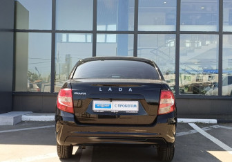 Подержанный автомобиль LADA (ВАЗ) Granta Sedan 2019 года (6 фото)