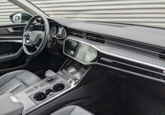 Подержанный автомобиль Audi A6 Sedan 2019 года (11 фото)