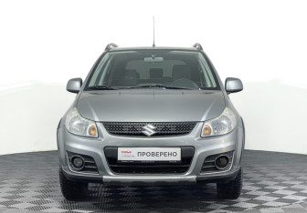Подержанный автомобиль Suzuki SX4 Hatchback 2013 года (2 фото)