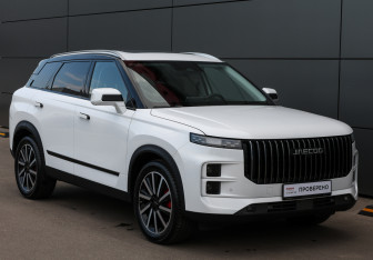 Подержанный автомобиль Jaecoo J7 2023 года (3 фото)