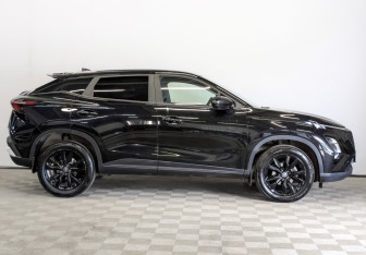 Подержанный автомобиль Omoda C5 2024 года (4 фото)
