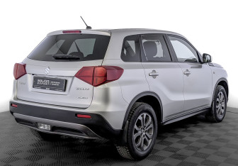 Подержанный автомобиль Suzuki Vitara 2021 года (5 фото)