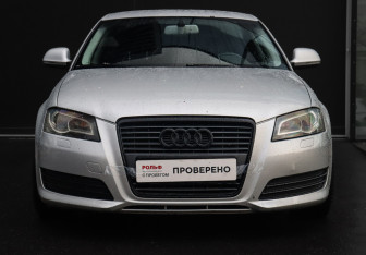 Подержанный автомобиль Audi A3 Hatchback 2008 года (2 фото)