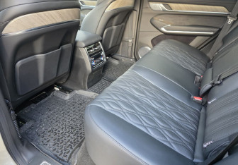 Подержанный автомобиль Tank 500 2023 года (10 фото)