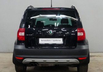 Подержанный автомобиль Skoda Yeti 2013 года (7 фото)