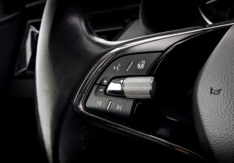 Подержанный автомобиль Skoda Rapid Liftback 2022 года (27 фото)