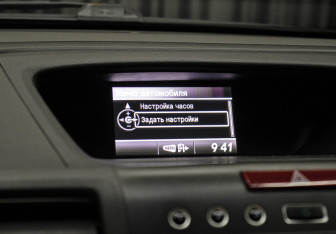 Подержанный автомобиль Honda CR-V 2013 года (19 фото)