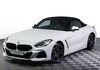 Подержанный автомобиль BMW Z4 Roadster 2020 года (24 фото)