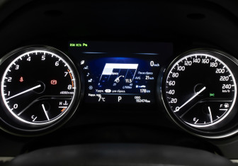 Подержанный автомобиль Toyota Camry Sedan 2018 года (13 фото)