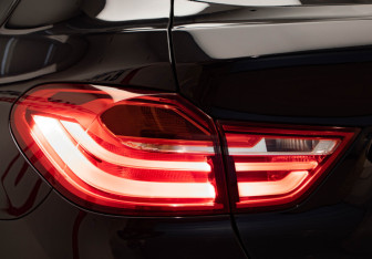 Подержанный автомобиль BMW X4 2015 года (39 фото)