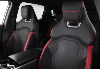 Подержанный автомобиль Jetour Dashing 2023 года (17 фото)