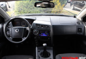 Подержанный автомобиль SsangYong Kyron 2009 года (11 фото)