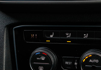 Подержанный автомобиль Volkswagen Teramont 2019 года (24 фото)