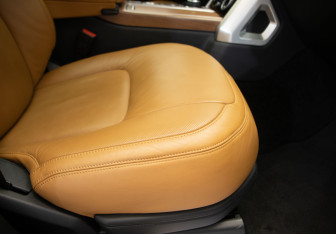 Подержанный автомобиль Land Rover Range Rover 2019 года (24 фото)