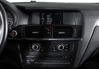 Подержанный автомобиль BMW X3 2013 года (13 фото)