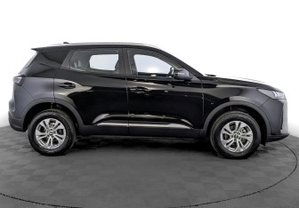 Новый Chery Tiggo 4 2025 (4 фото)