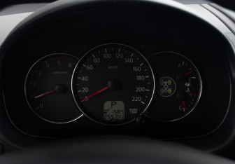 Подержанный автомобиль Mitsubishi Pajero Sport 2014 года (13 фото)