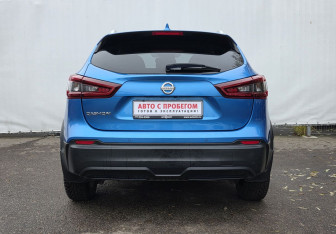 Подержанный автомобиль Nissan Qashqai 2020 года (6 фото)