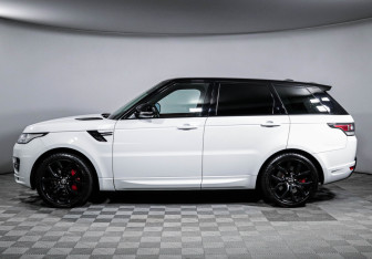 Подержанный автомобиль Land Rover Range Rover Sport 2013 года (8 фото)