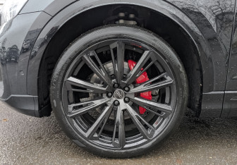 Новый Audi Q8 2025 (7 фото)