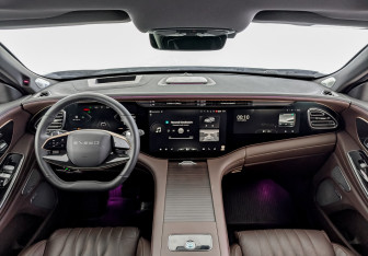 Подержанный автомобиль Exeed VX 2023 года (14 фото)