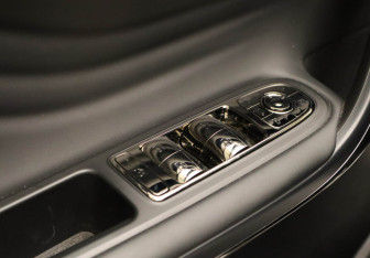 Подержанный автомобиль Exeed LX 2023 года (20 фото)