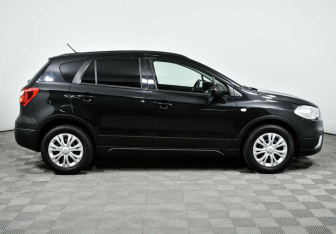 Подержанный автомобиль Suzuki SX4 Hatchback 2019 года (4 фото)