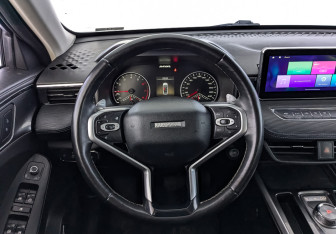 Подержанный автомобиль Haval Jolion 2022 года (21 фото)