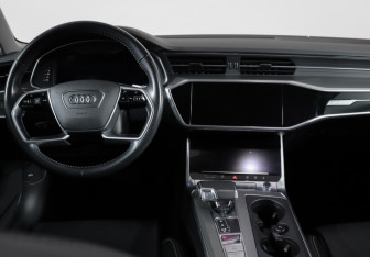 Подержанный автомобиль Audi A6 Wagon 2019 года (12 фото)