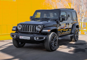 Подержанный автомобиль Jeep Wrangler 2025 года (1 фото)