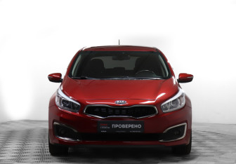 Подержанный автомобиль Kia Ceed Hatchback 2016 года (2 фото)