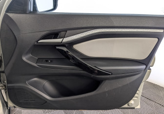 Подержанный автомобиль LADA (ВАЗ) Vesta Wagon 2018 года (24 фото)