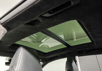 Подержанный автомобиль Audi SQ8 2019 года (20 фото)