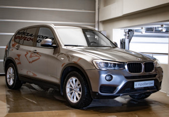 Подержанный автомобиль BMW X3 2014 года (3 фото)