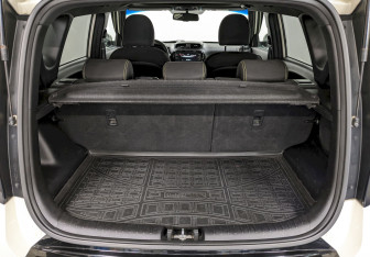 Подержанный автомобиль Kia Soul 2015 года (10 фото)