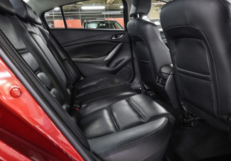 Подержанный автомобиль Mazda 6 Sedan 2015 года (12 фото)