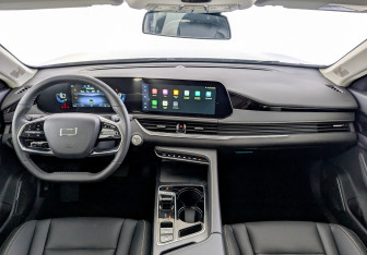 Новый FAW Bestune B70 2024 (10 фото)