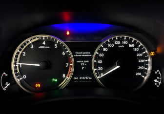 Подержанный автомобиль Lexus GS 2014 года (13 фото)