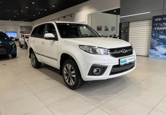 Подержанный автомобиль Chery Tiggo 3 2017 года (3 фото)