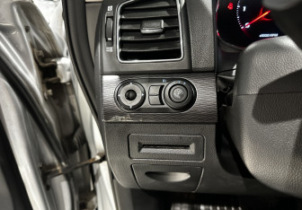 Подержанный автомобиль Chevrolet Captiva 2014 года (8 фото)