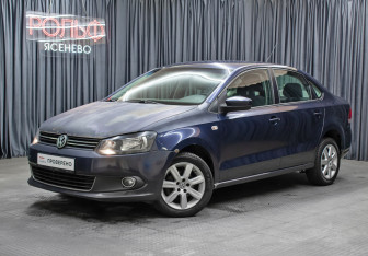 Подержанный автомобиль Volkswagen Polo Sedan 2013 года (1 фото)