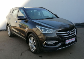Подержанный автомобиль Hyundai Santa Fe 2017 года (3 фото)