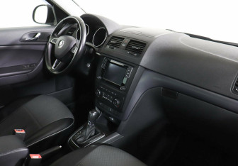 Подержанный автомобиль Skoda Yeti 2015 года (5 фото)