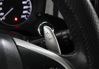 Подержанный автомобиль Mitsubishi Outlander 2012 года (12 фото)