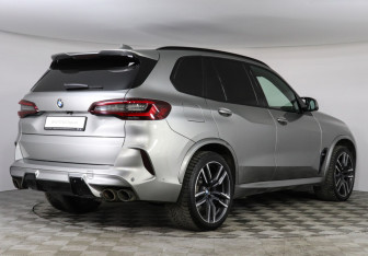 Подержанный автомобиль BMW X5 M 2021 года (2 фото)