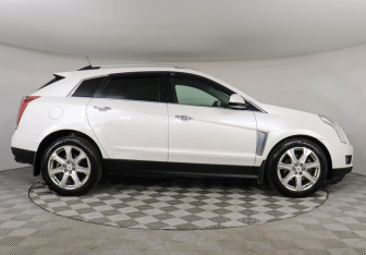 Подержанный автомобиль Cadillac SRX 2013 года (4 фото)