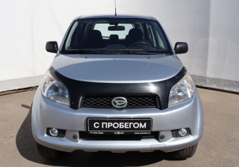 Подержанный автомобиль Daihatsu Terios 2008 года (2 фото)