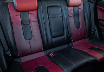 Подержанный автомобиль Land Rover Range Rover Evoque 2012 года (6 фото)