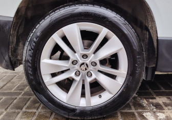 Подержанный автомобиль Skoda Karoq 2020 года (14 фото)