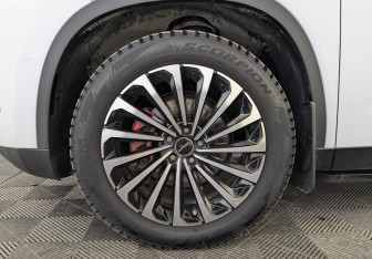 Подержанный автомобиль Exeed TXL 2023 года (12 фото)